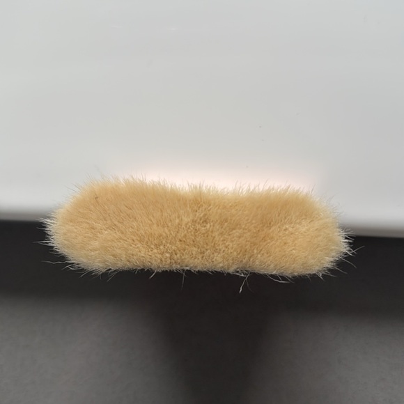 Becca Face Brush - Picture 2 of 2